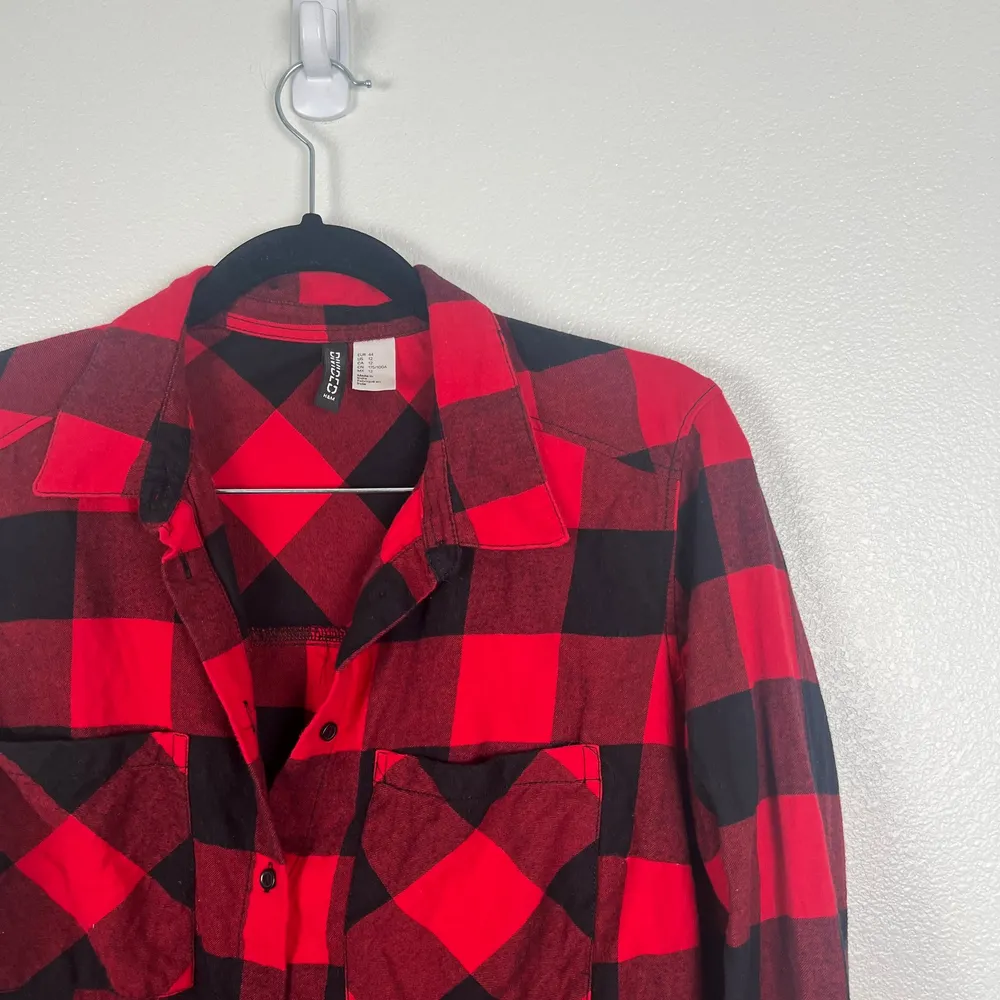 H&M Women's Button Front Buffalo Plaid Shirt Red Black Sz‎ 12 - Image 3