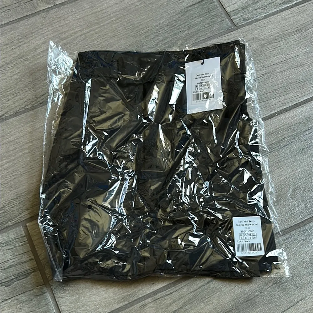 Showpo desi mini skirt Black Size 4 - Image 2