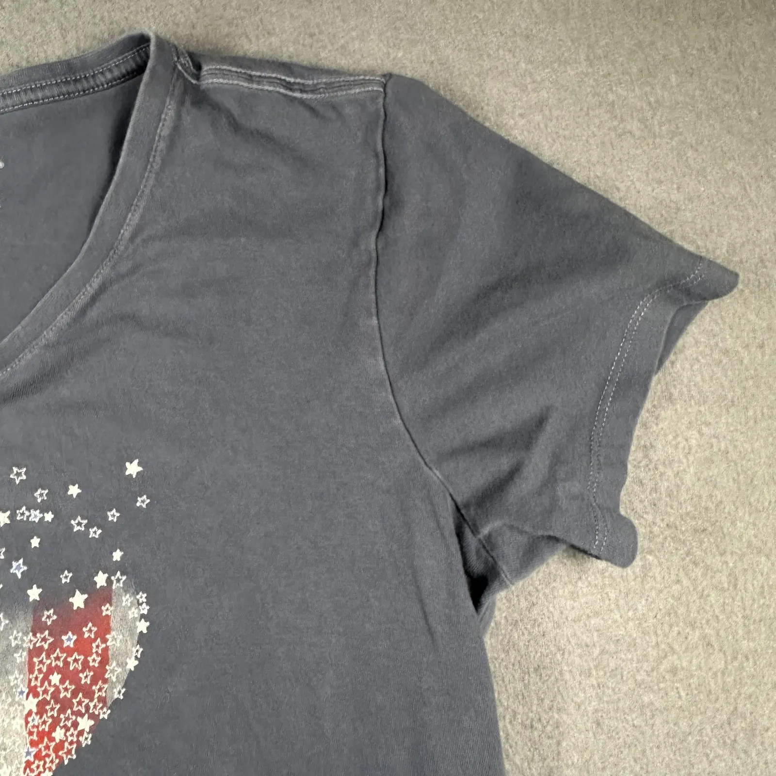 Life Is Good Shirt Womens Large Blue Crusher V Neck USA Flag Heart Graphic Tee - Image 6