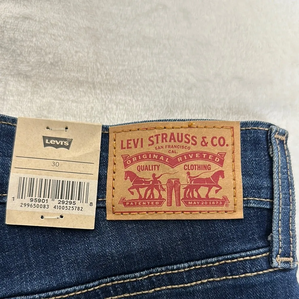 Levi's Blue Jean Shorts Cuffed Hem Classic Style Stretchy - Image 5