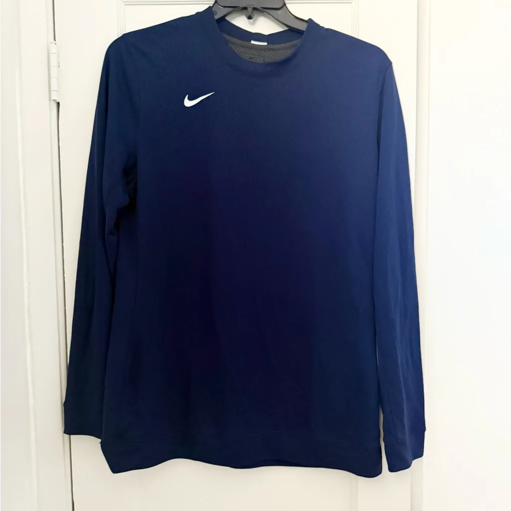 Nike Engineer Woman’s Navy Long Sleeve Shirt nwot - Image 7