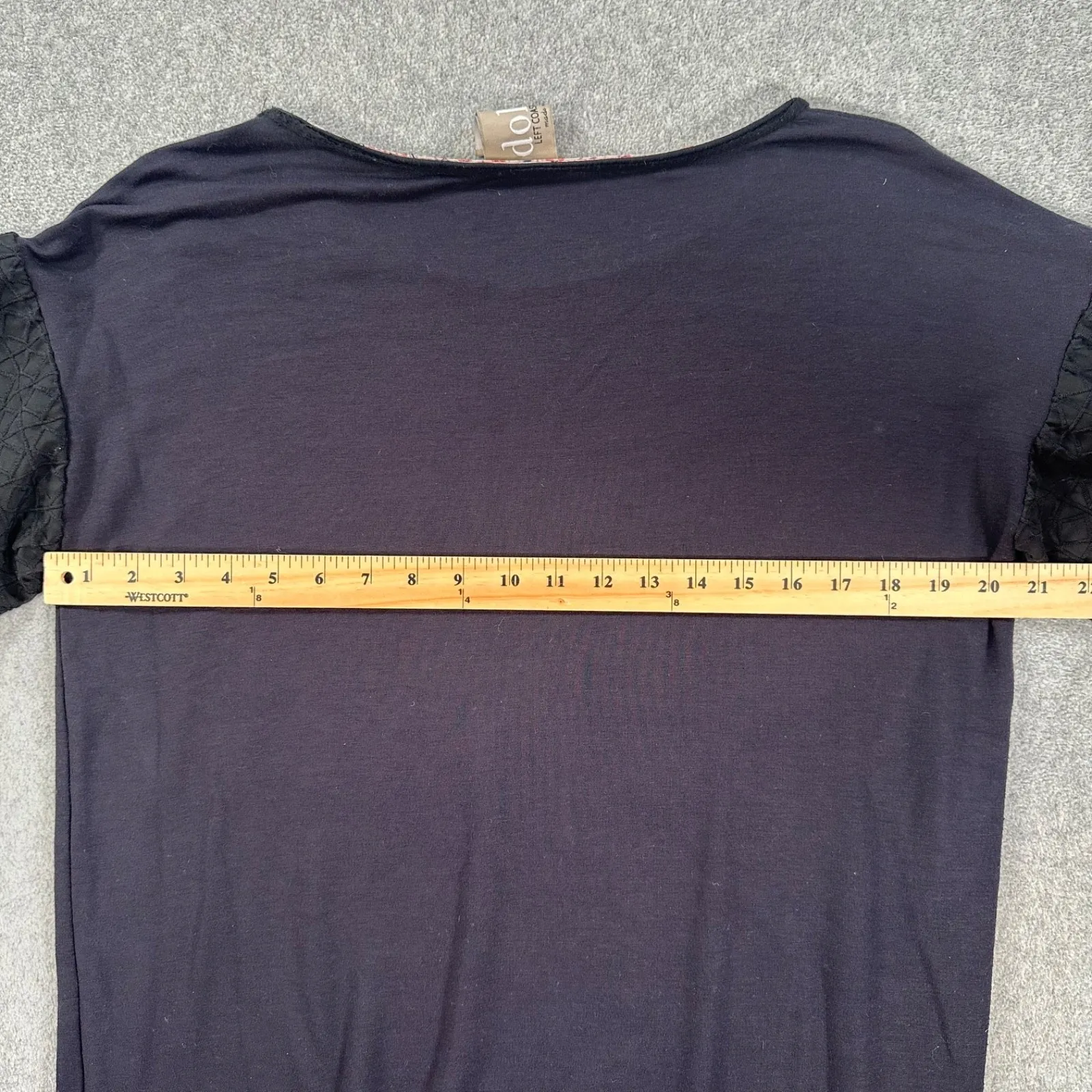 Anthropologie Dolan Lace Short Sleeve Top Women's Small Black / Navy Blue Terry - Image 8