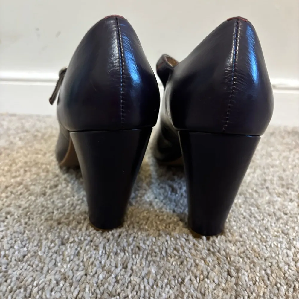 Jeffrey Campbell Women's Frill Pump Size 6 Indigo Blue T-Strap Retro Heel - Image 2