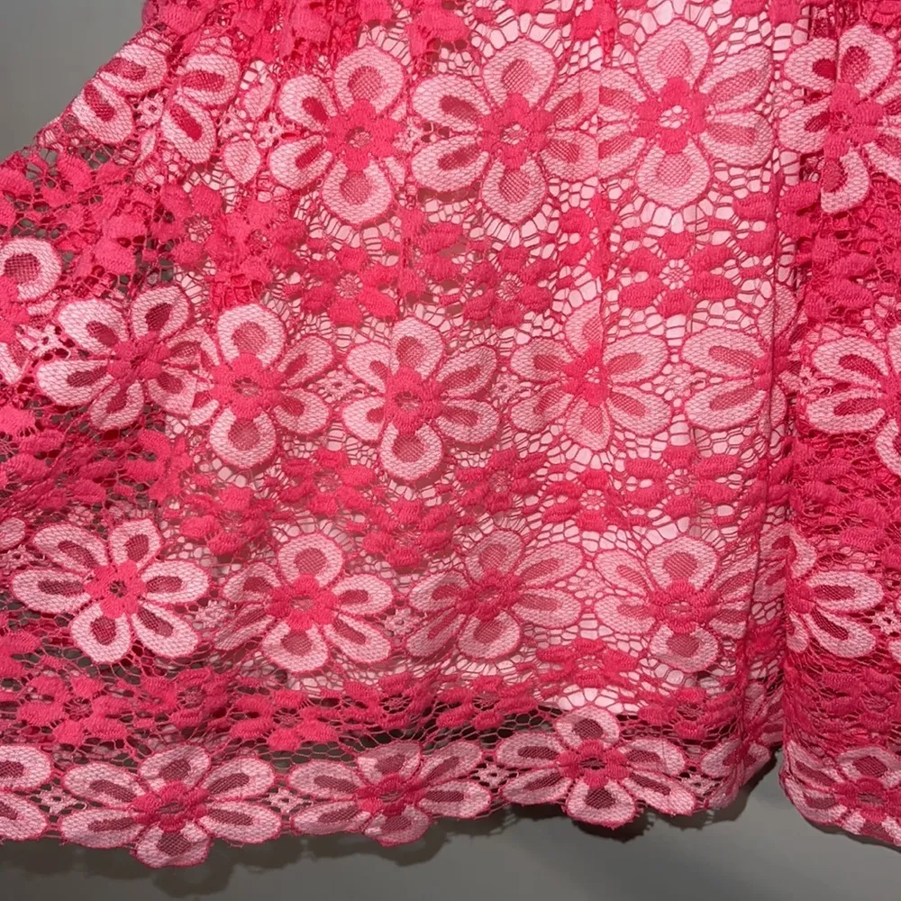 Motherhood Maternity large lace v - Image 4