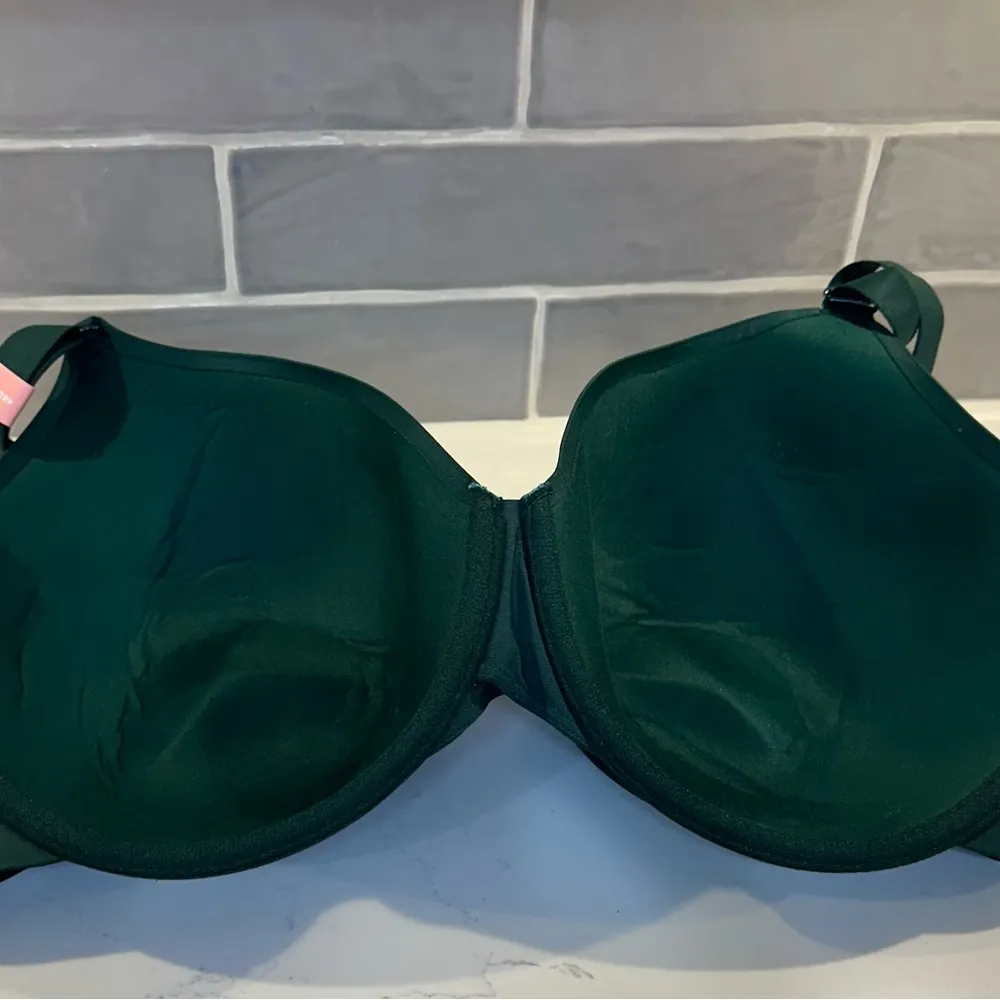 NWT Cacique Green  Bra Smooth Molded Cups - Image 4