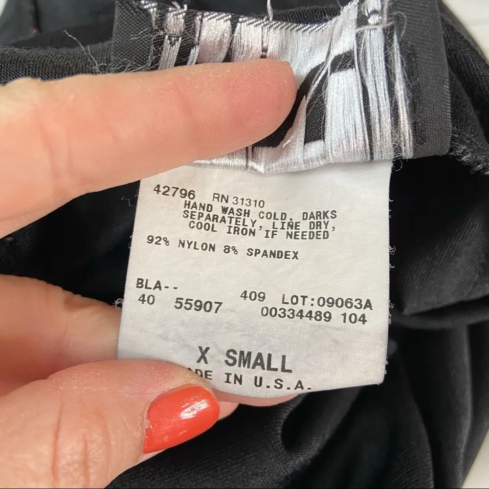 Vintage I.N. San Francisco Black Stretchy Straight Knee Length Skirt - Image 6