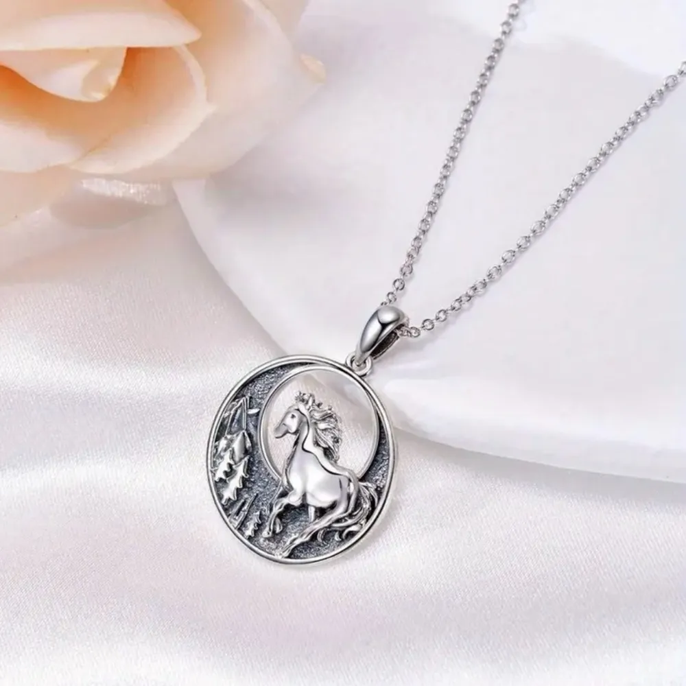 Horse Necklace & Earrings Set NWT Silver - Image 9