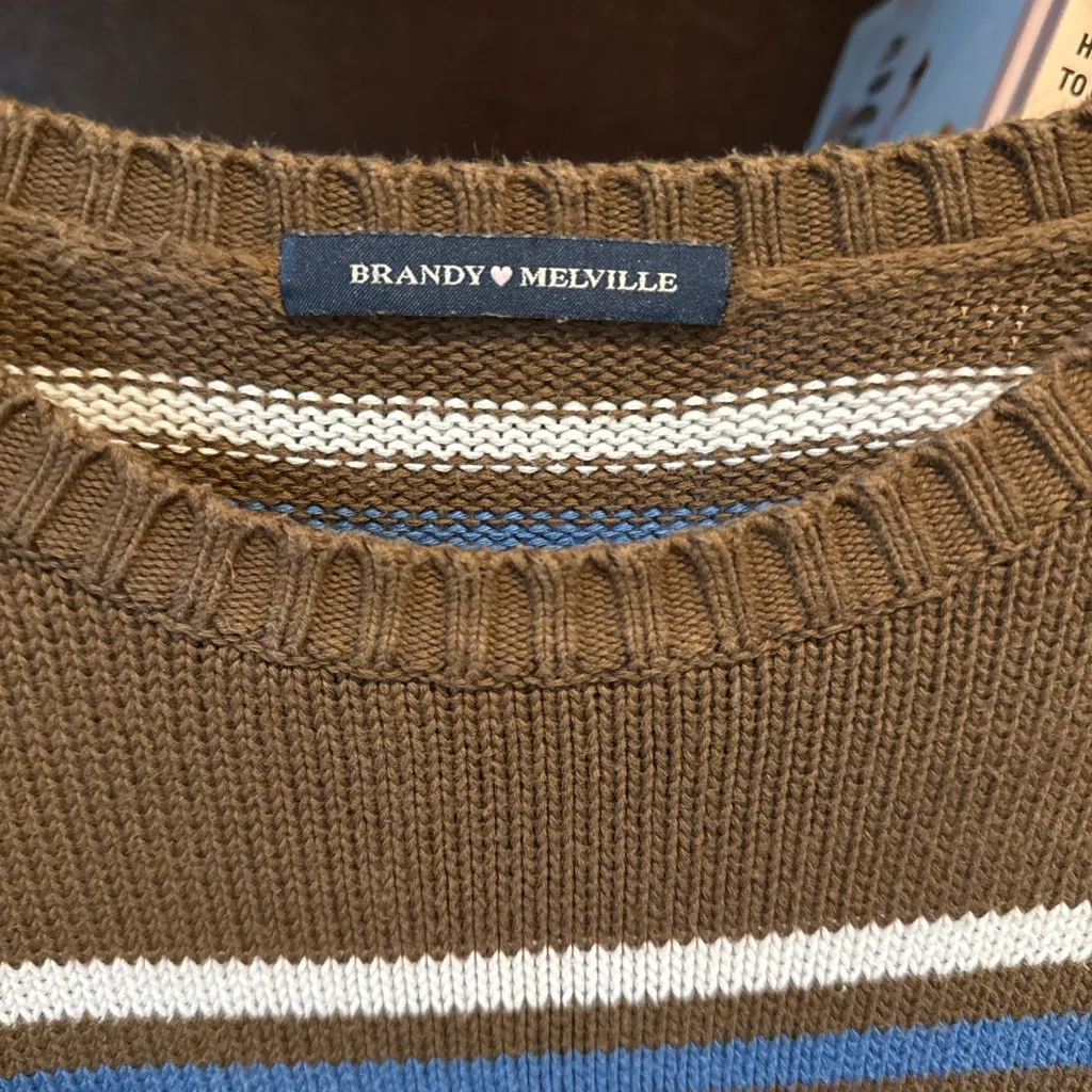 Brandy Melville Brown Sweater with Stripes - Image 2