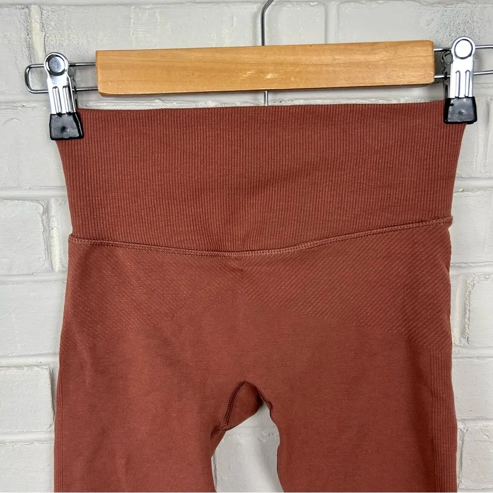 Gymshark High Rise Stretch Biker Shorts Size S - Image 2