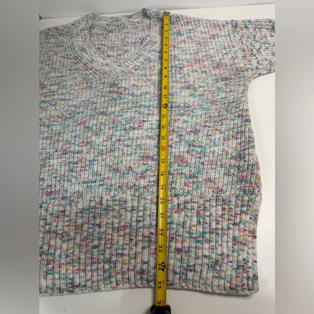 Seven7 V Neck Sweater Medium NWOT - Image 7