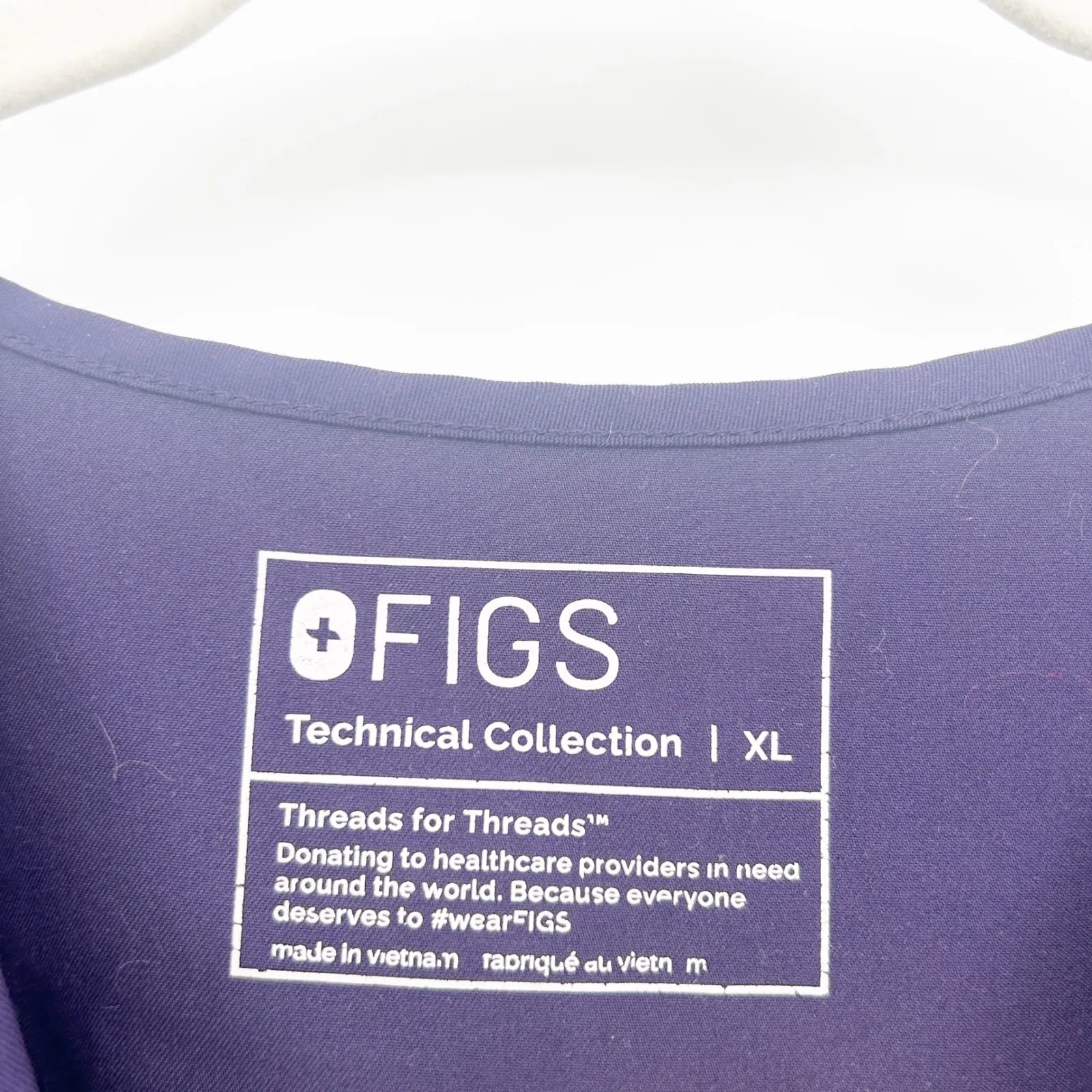 FIGS Womens Catarina Technical Collection V Neck Scrub Top Size XL Purple - Image 3
