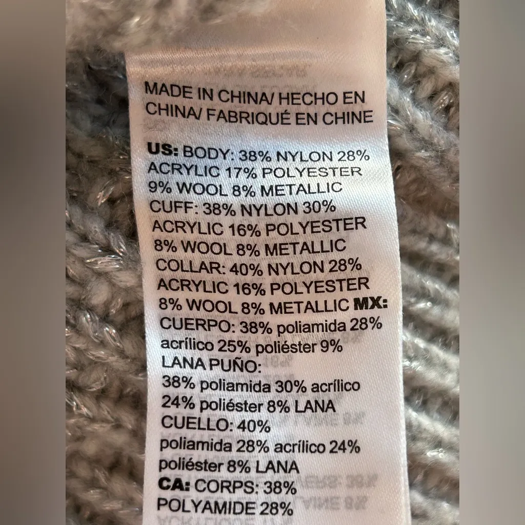 White House Black Market cozy chic PomPom embroidered puff sleeve gray sweater S - Image 9