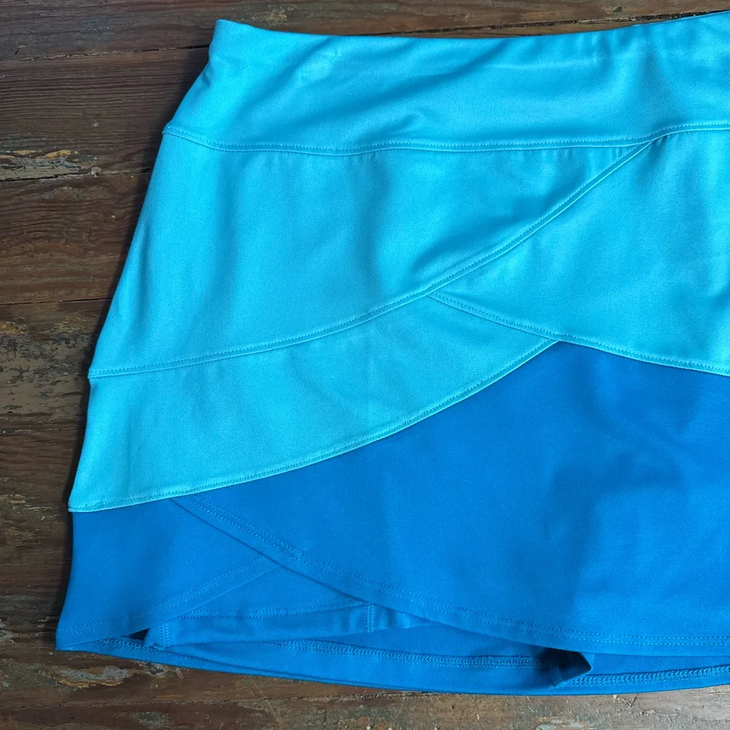 Tail Caribbean Blues Colorblock Athletic Golf/Tennis Skort ~ Size XL 💚🍄 Blue - Image 2