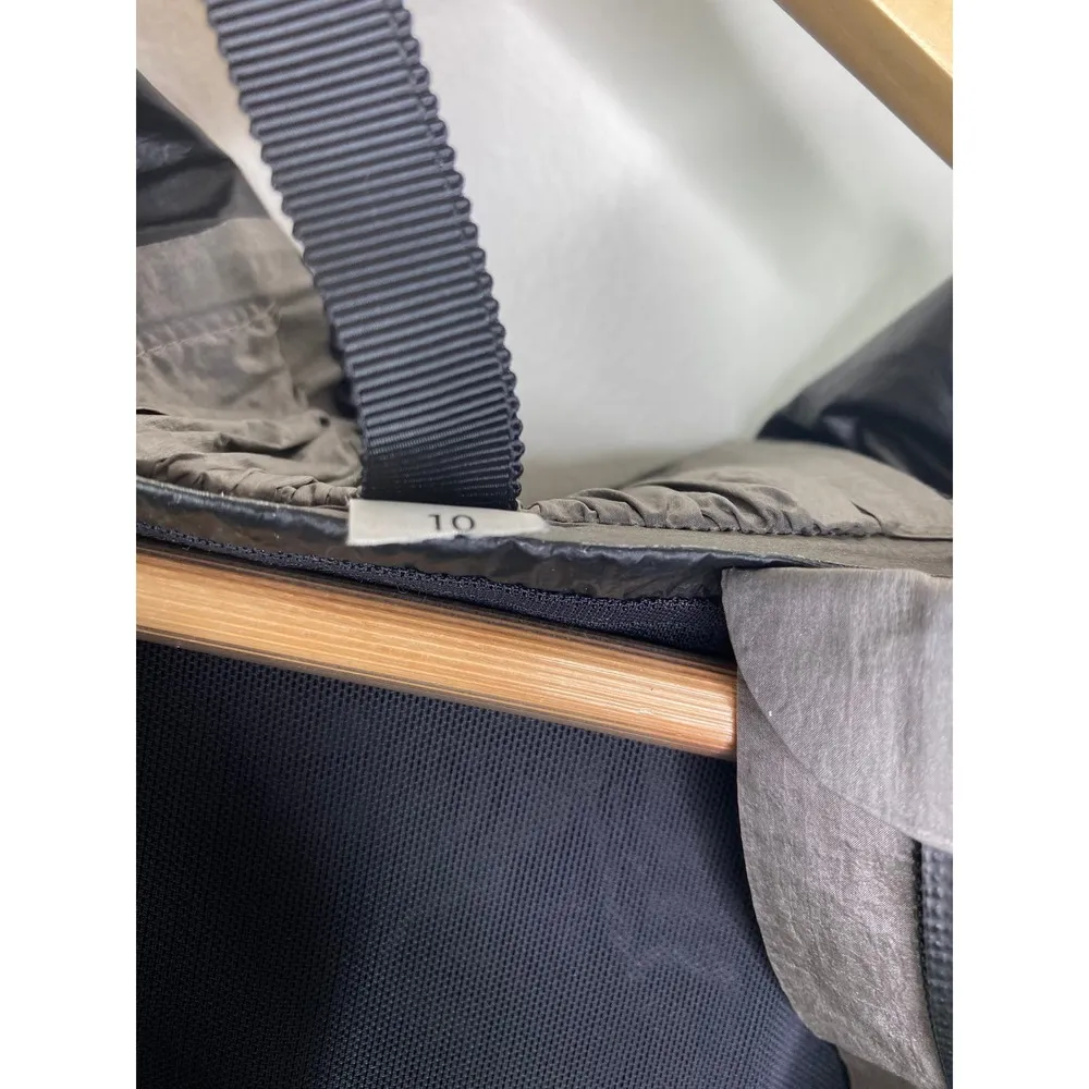 Lululemon  Drizzle Down Lightweight Grey Full Zip Rain Jacket Women's Size 10 - Image 6