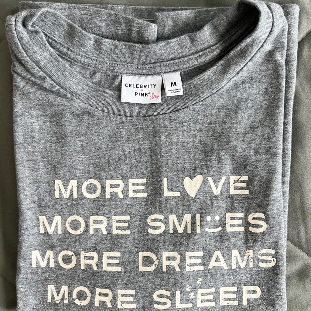 Celebrity Pink Gray Tee with Inspirational Text - Image 5