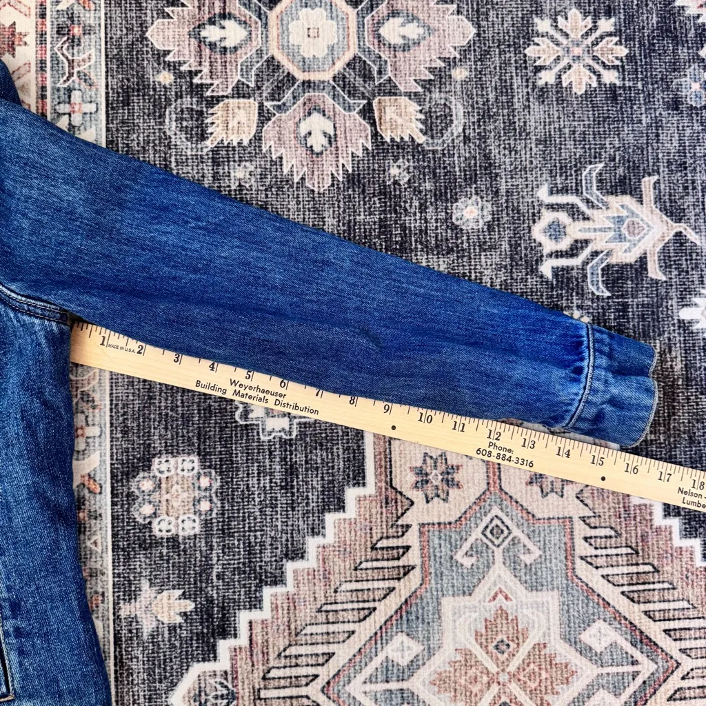 Old Navy Denim Jacket with Cream Sherpa Collar/ Interior 100% Cotton Size XS - Image 13