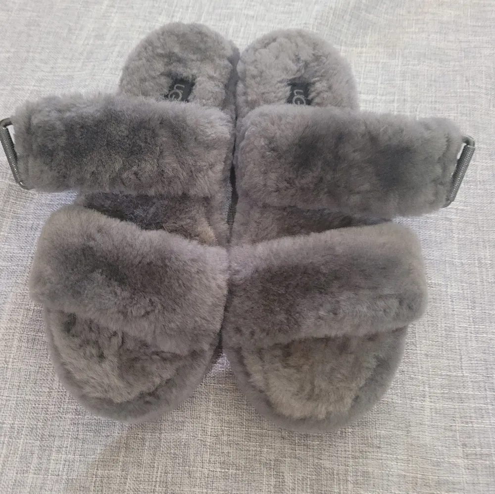 UGG WOMENS"S - Image 4