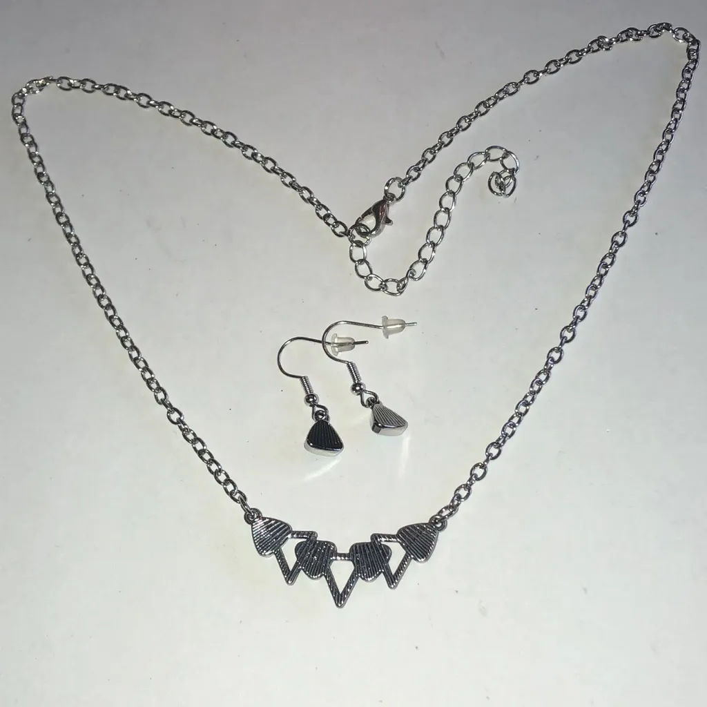 Silver Tone and Blue Green Rhinestone Jewelry Set - Image 5