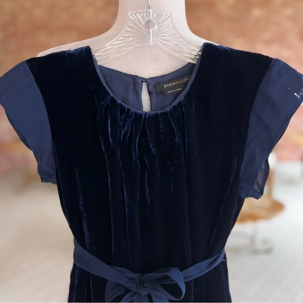 BCBGMAXAZRIA Top Velvet Cap Sleeve Blue Chiffon Belted XXS Cocktail Party Glam - Image 3