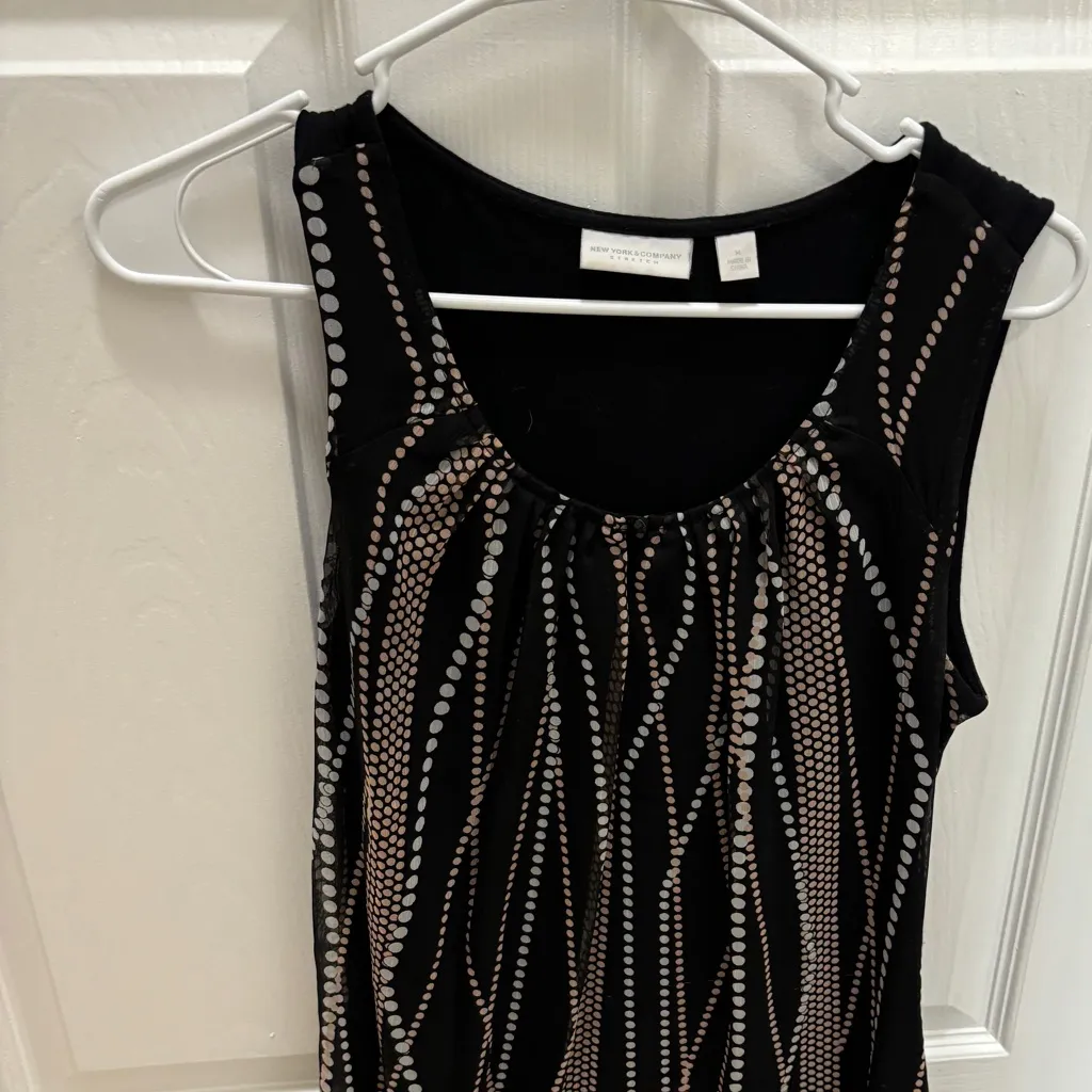 New York and Company Y2K Women’s Med Cardigan and Cami Pink/Blk Geo Print Pink - Image 5