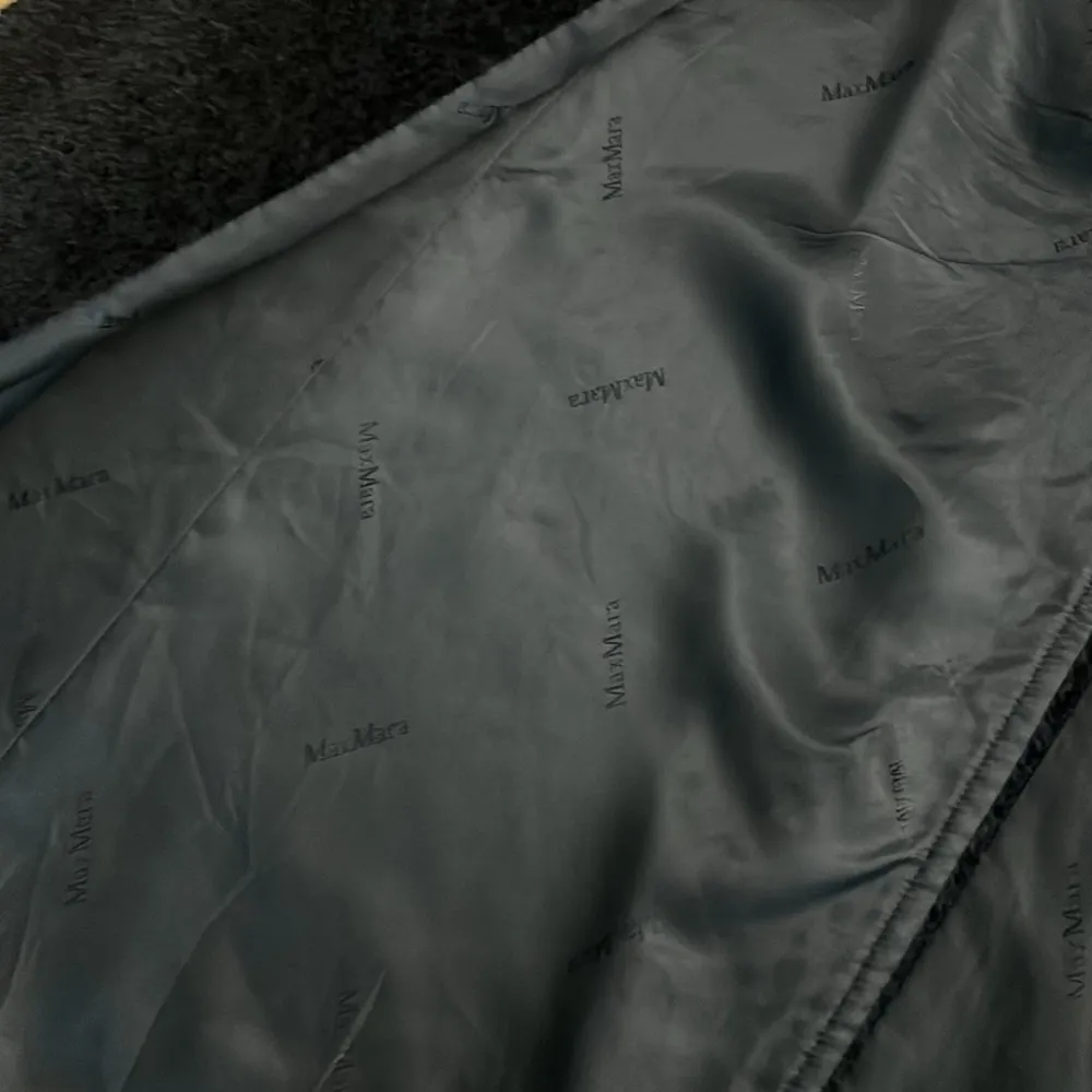 Maxmara wool angora blend black teddy like wrap coat - Image 8