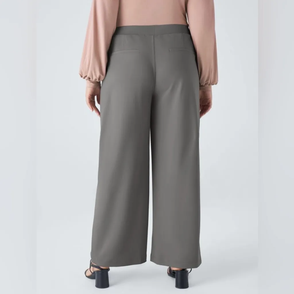 NWT Halara Flex™ DayStretch High Waisted Pocket Straight Leg Work - Image 2