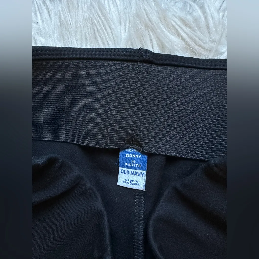 Old Navy high rise Stevie skinny pants - Image 5