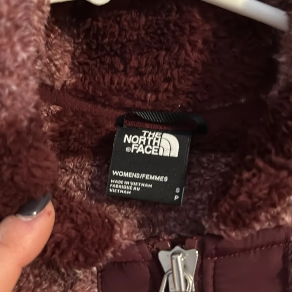 Plaid Sherpa Jacket - Burgundy and Cream - Image 2