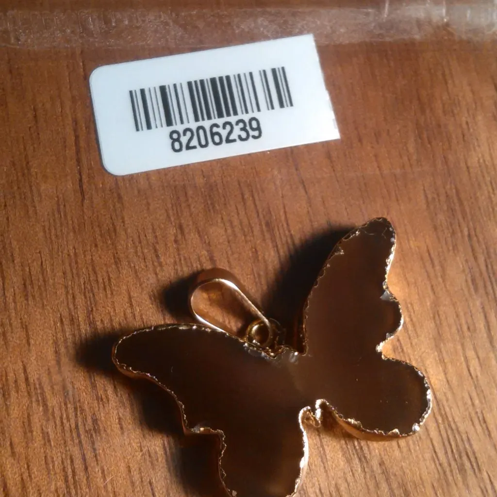 Agate Goldtone Butterfly Brass Pendant - Image 2