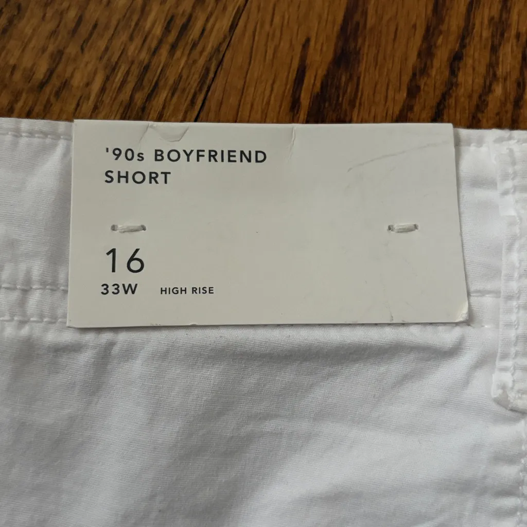 American Eagle 90’s Boyfriend Shorts Size 16 White - Image 3
