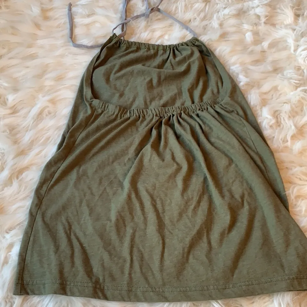 Poor pitiful pearl army green cotton halter top. - Image 5