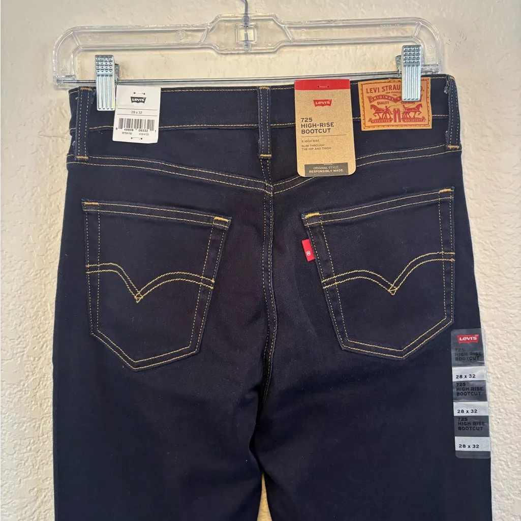 Levi's 725 High Rise Bootcut Dark Blue Jeans NWT - Image 5