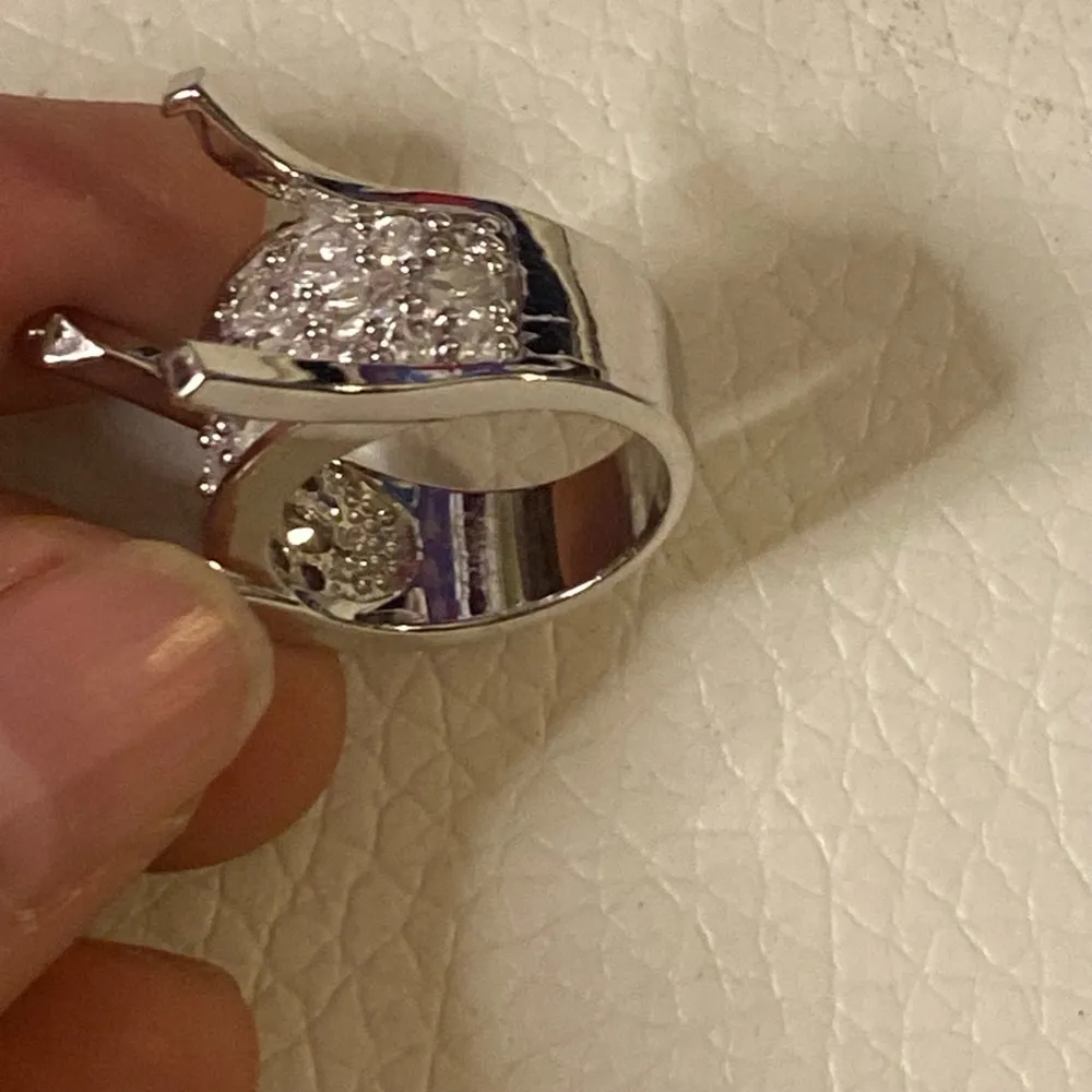 Silver Tone Faux Stone Women's Ring Size 7 - Image 5