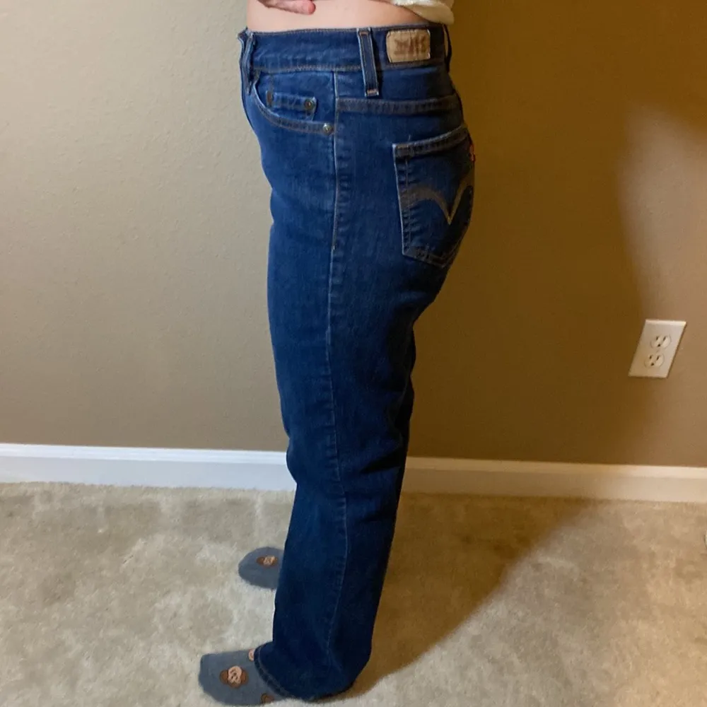 Vintage Levi’s perfectly slimming 512 straight leg size 8 short / 29 - Image 4