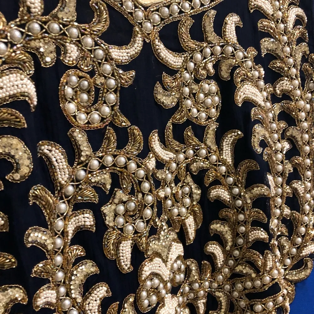 Pearls and Beads Indian/Pakistaní Dress and Shawl L Size L - Image 3
