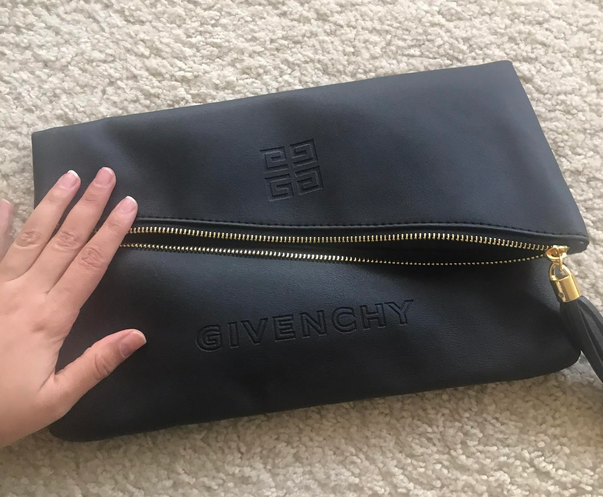 Givenchy Envolepe Leather Bag - Image 6