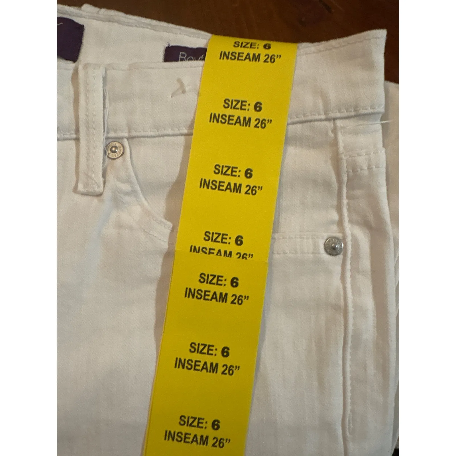 Gloria Vanderbilt Womens White Cuffed Boyfriend Jeans Size 6 - Image 3