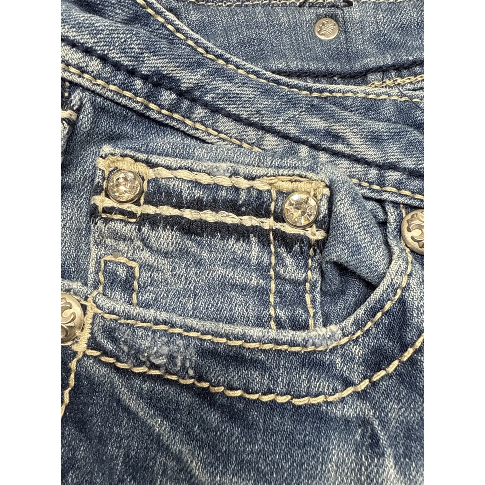 Miss Me Signature Boyfriend Capri Jeans Women's Blue Denim Size‎ 29 - Image 10