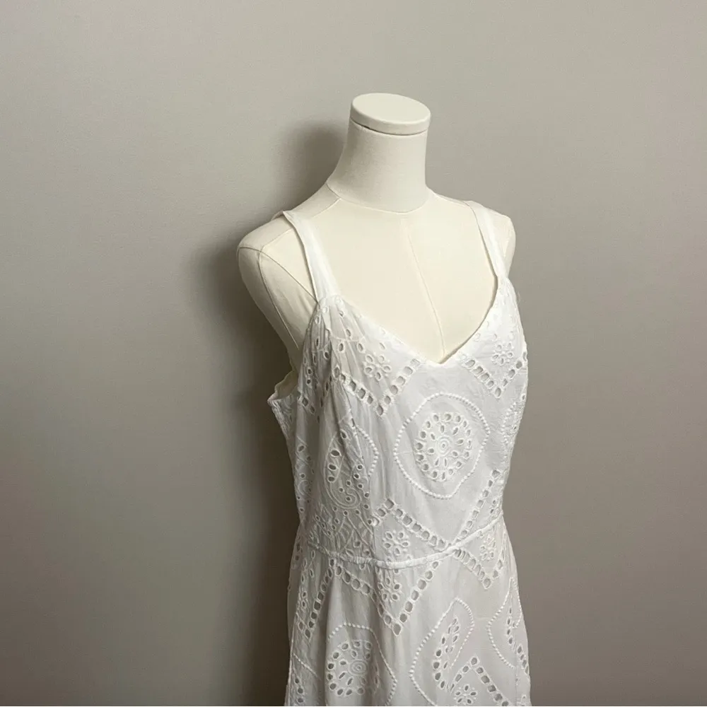 Japna Dress Midi Eyelet Tiered Sweetheart Neckline Lined Smocked Stretch White - Image 2