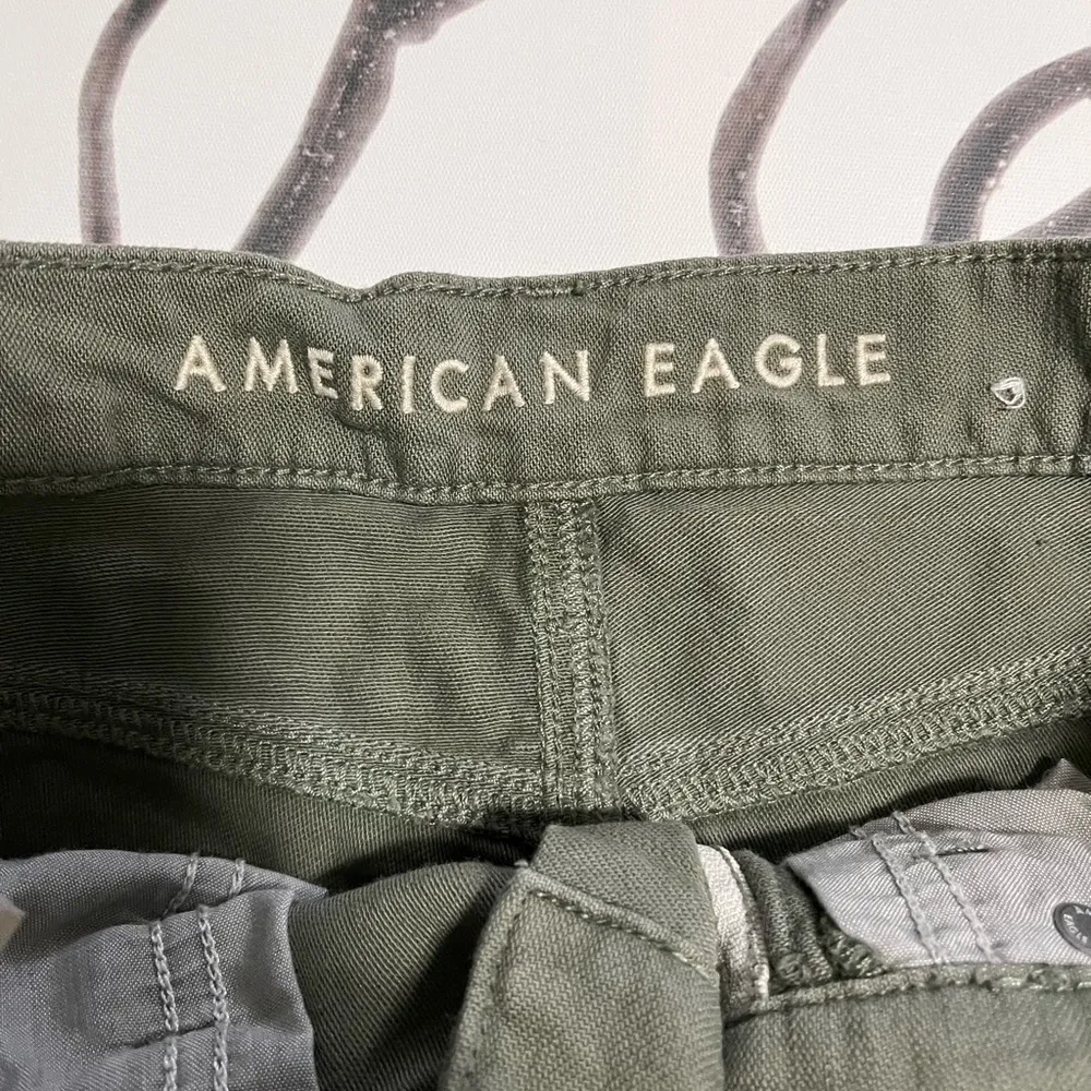 AMERICAN EAGLE Highest Rise Mom Shorts Women’s Sz 2 EUC - Image 3