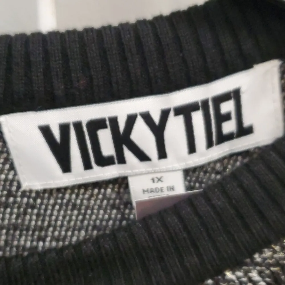 VICKYTIEL retro sweater dress sz1X Black Size 1X - Image 7