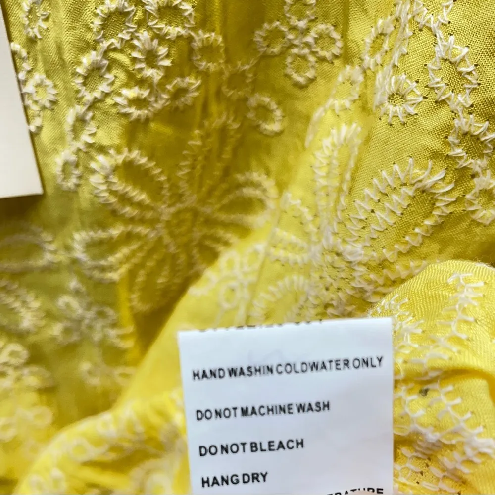 NWT yellow floral embroidered top size XL stretchy bottom hem bohemian hippie - Image 12