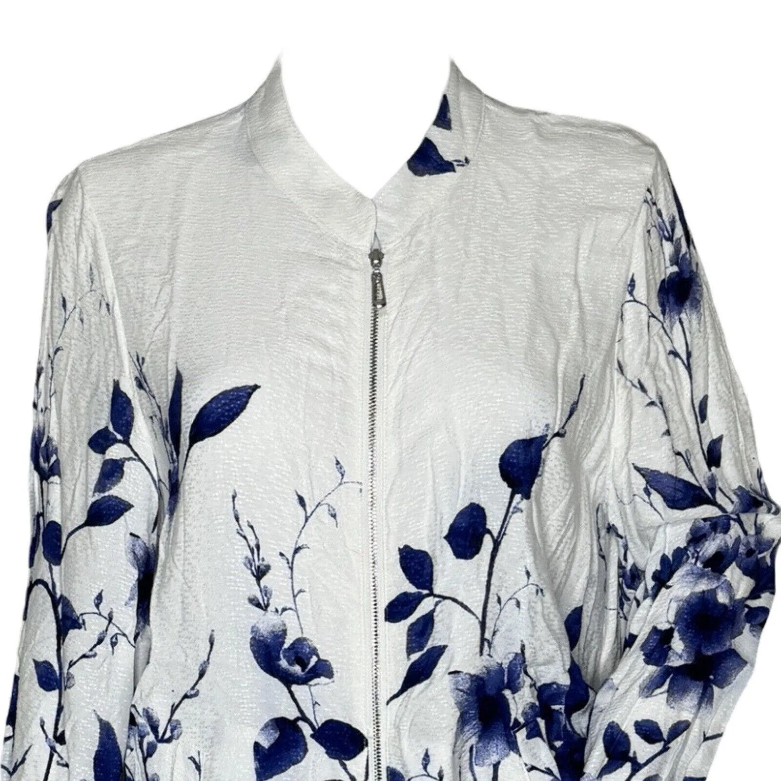 Chicos Sweater Womens Medium White‎ Blue Floral Zip Up Cardigan Office Casual - Image 6