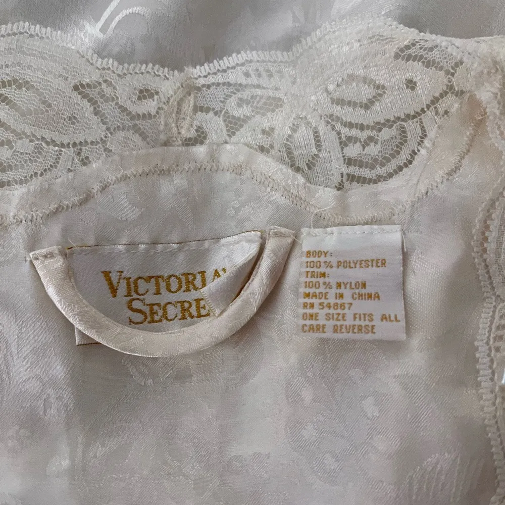 Vintage Gold Label Victoria's Secret Sequin Lace Trim Short Robe - Image 8