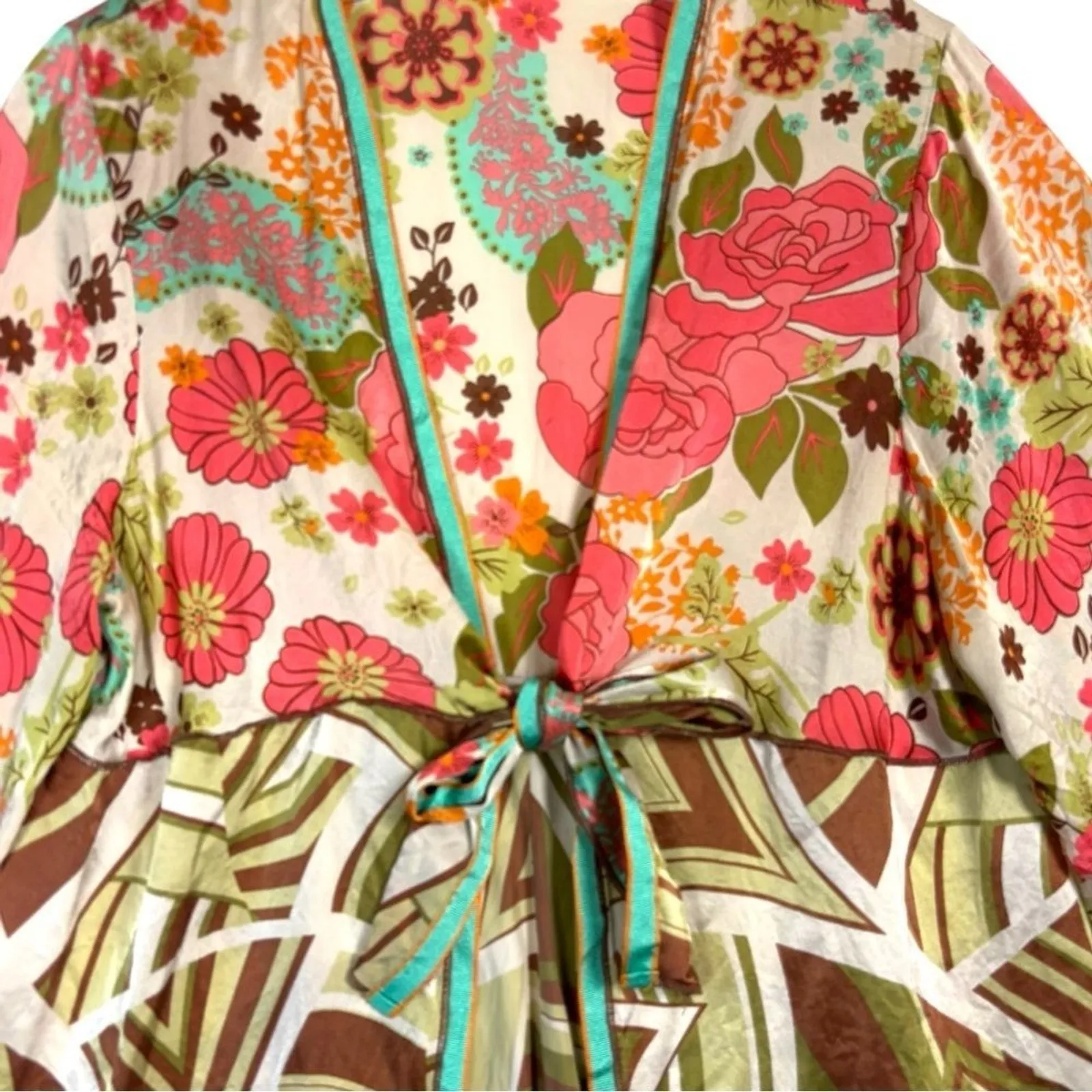 Cabi 100% Silk Kimono Wrap Top with Tie Multimedia Y2k Sz Large - Image 5