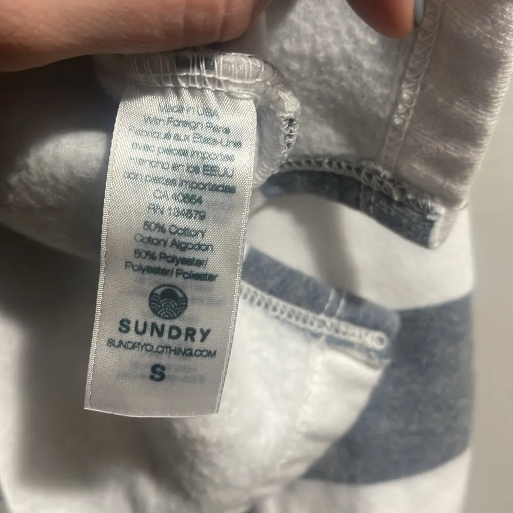 Sundry by Anthropology Cropped Crewneck Heart Striped Sweatshirt - Image 9