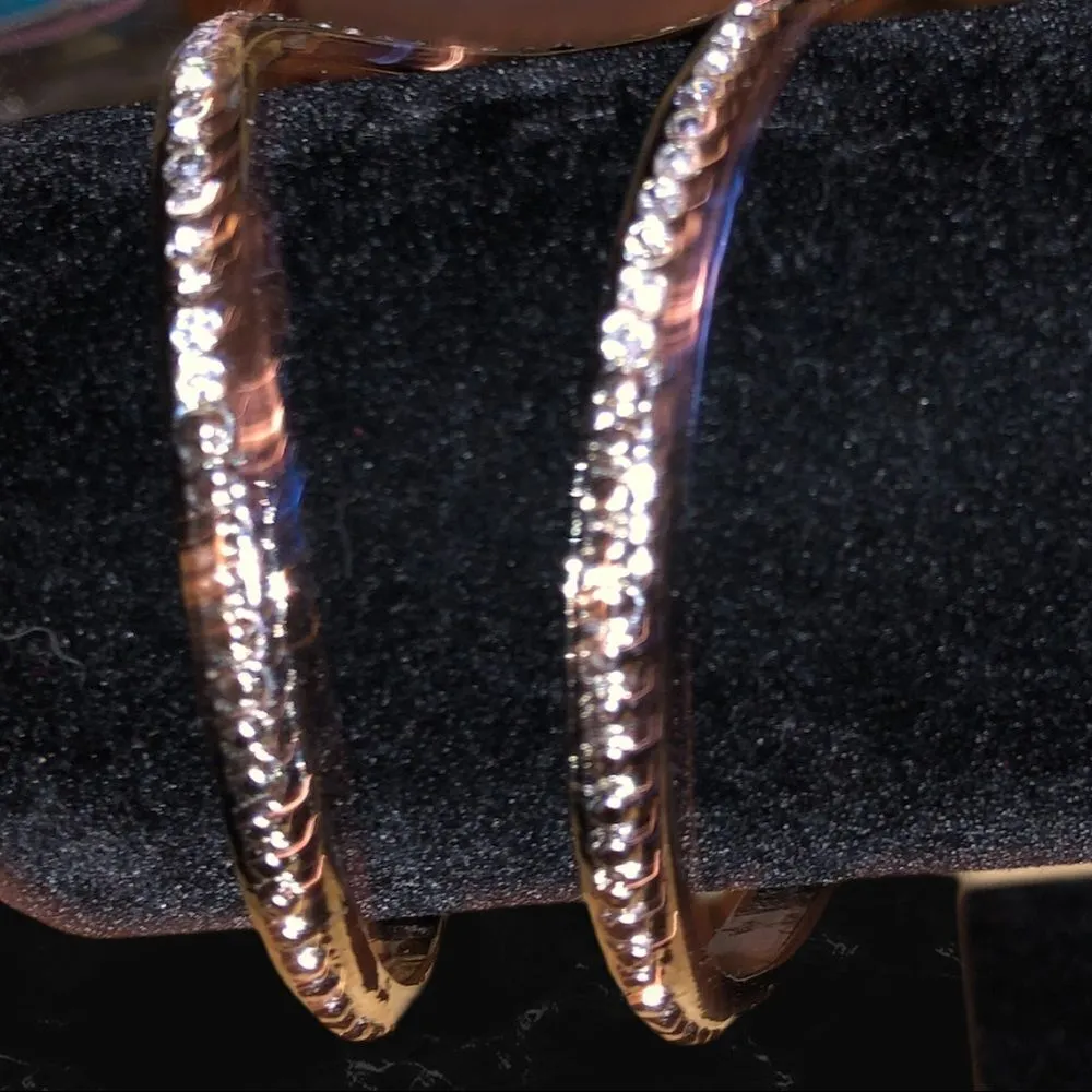 New cookie lee silver/ rhinestone bracelet!! - Image 8