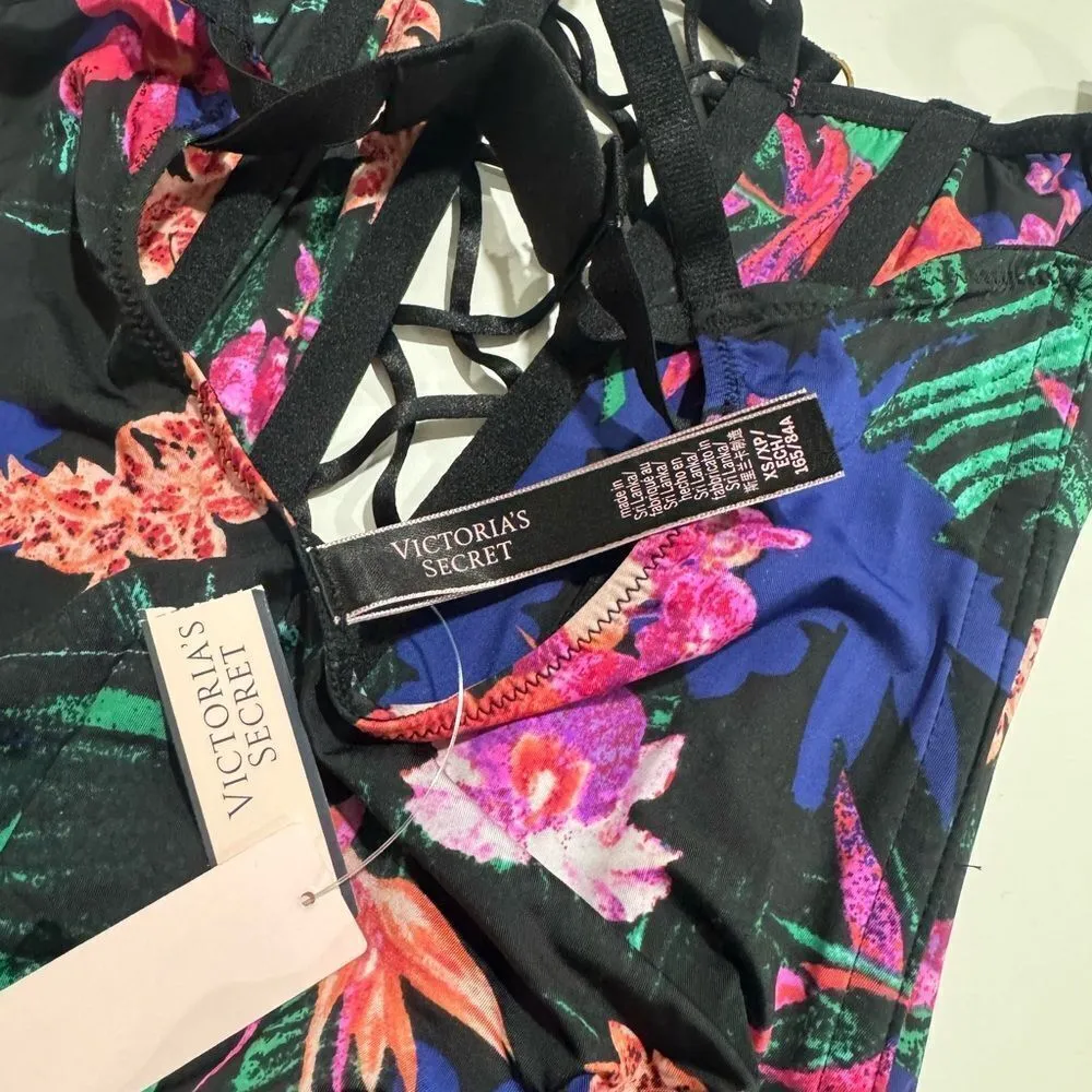 VICTORIA’S SECRET VERY SEXY  NWT
LACE-UP CORSET TEDDY - Image 5