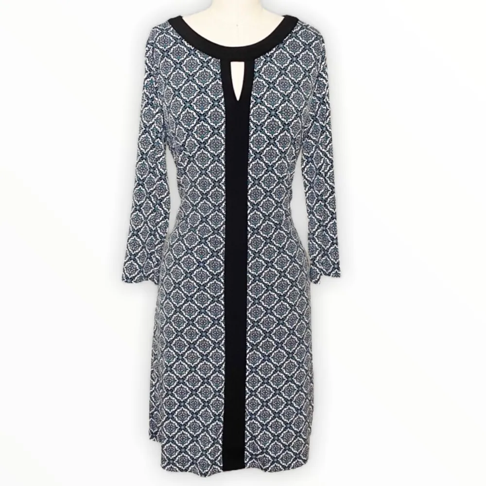 41 Hawthorn Keyhole Printed Shift Dress Black Green Medium - Image 10