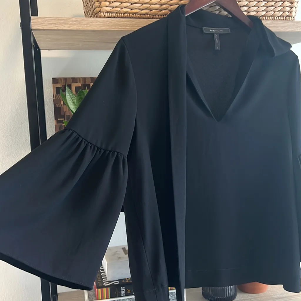 BCBGMAXAZRIA  Mellie Woven Drape Flutter Sleeve V-neck Blouse, S - Image 3